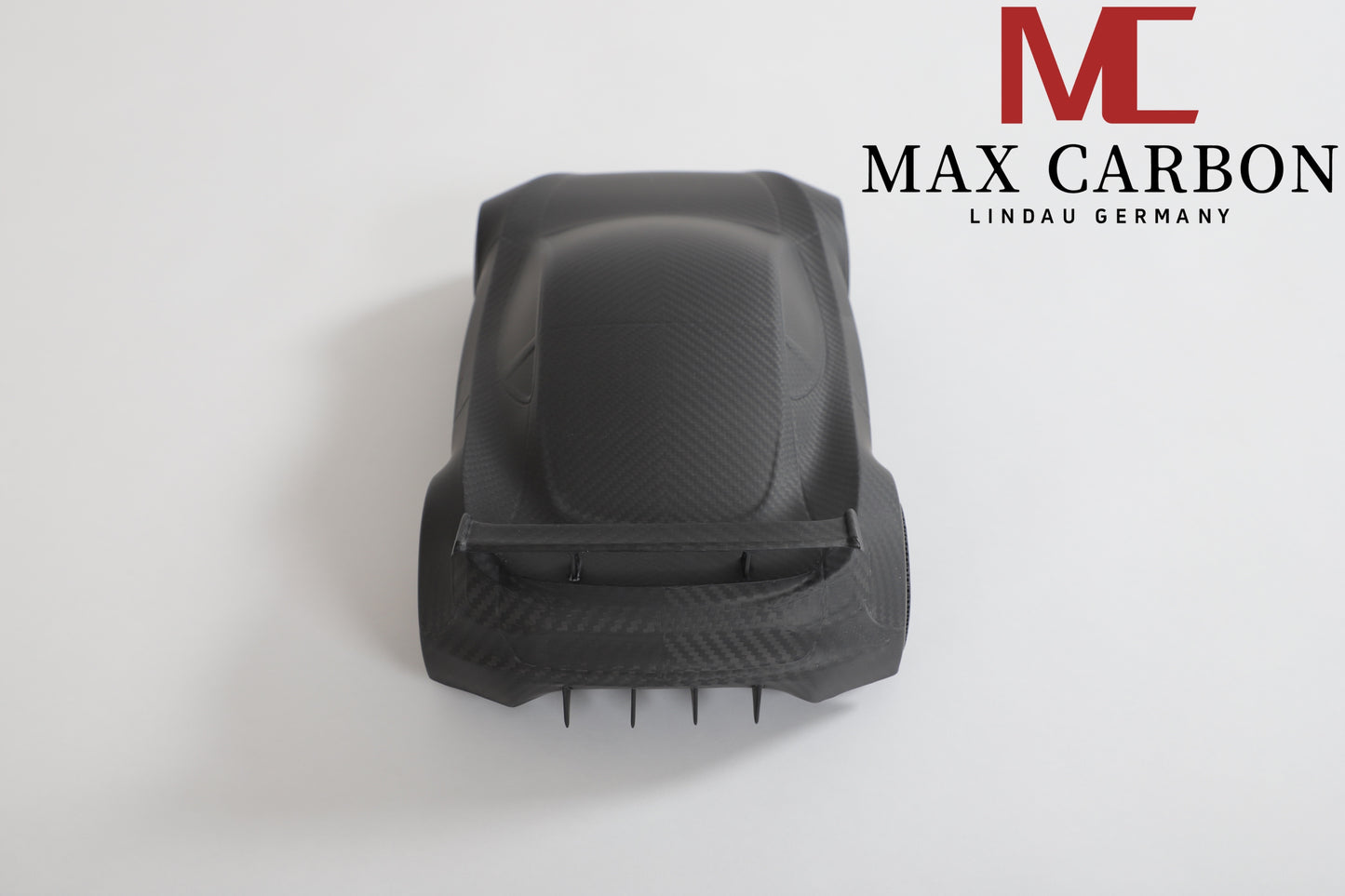 MAX CARBON Lifestyle Véritable carbone Forgé Carbone Hybride Modèle de voiture en carbone sec Préimprégné 1:18 Modèle de voiture de sport