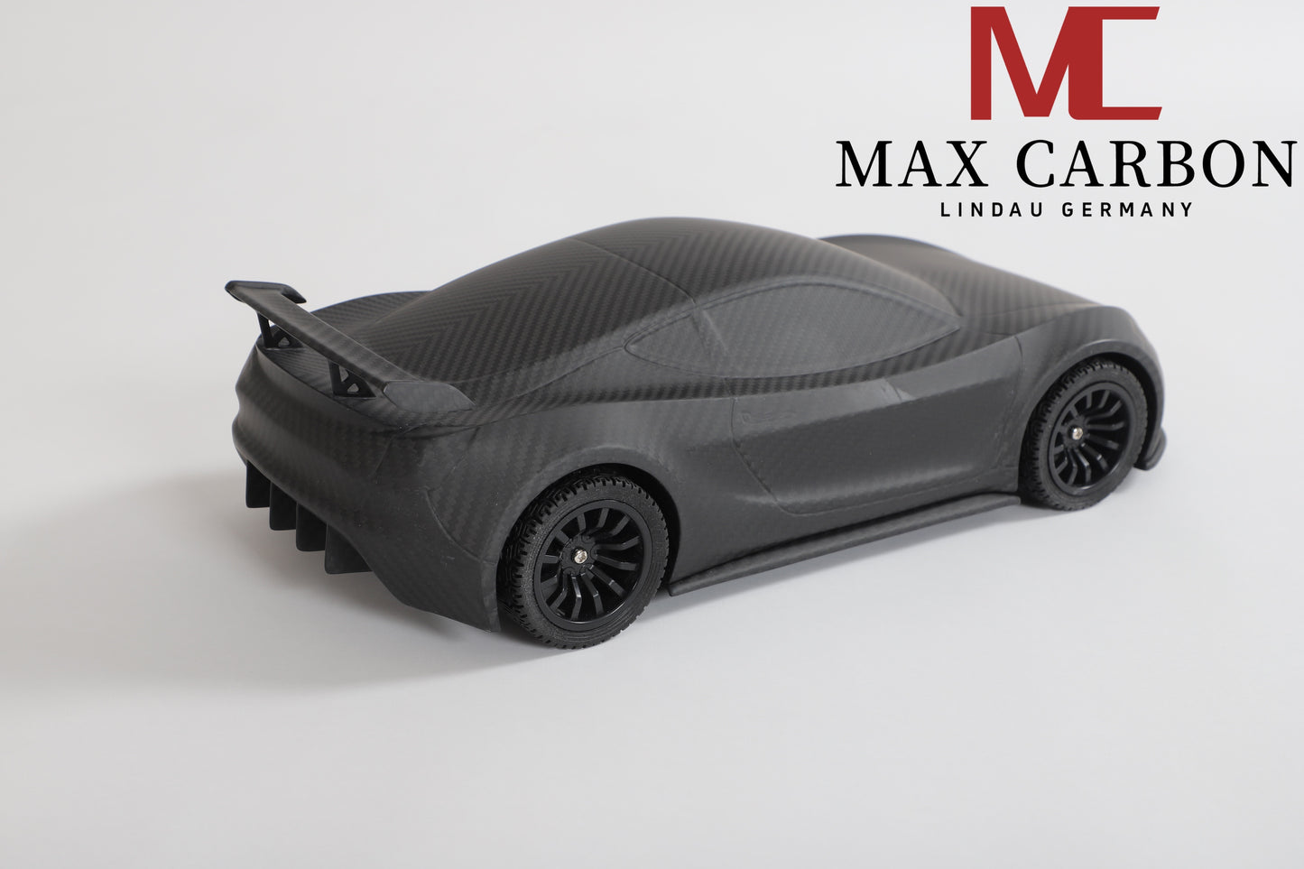 MAX CARBON Lifestyle Véritable carbone Forgé Carbone Hybride Modèle de voiture en carbone sec Préimprégné 1:18 Modèle de voiture de sport