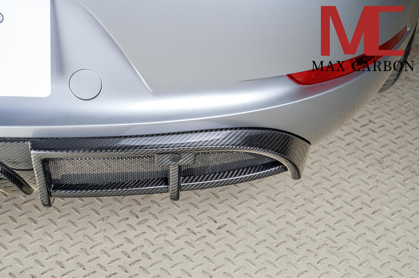 Diffuseur de remplacement pour diffuseur arrière en carbone MAX CARBON DRY adapté à Porsche 718 982 Cayman Boxster