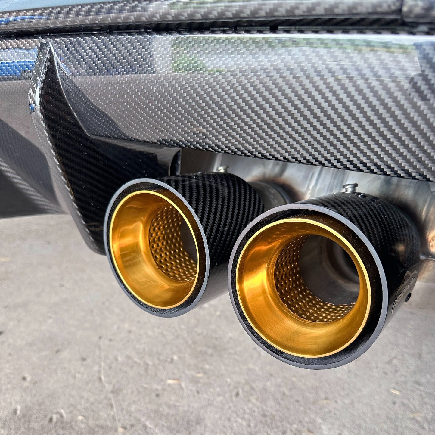Couvercle de tuyau d'échappement de remplacement MAX CARBON pour BMW M2 M3 M4 G80 G81 G82 G83 G87 avec couvercles d'échappement d'origine 