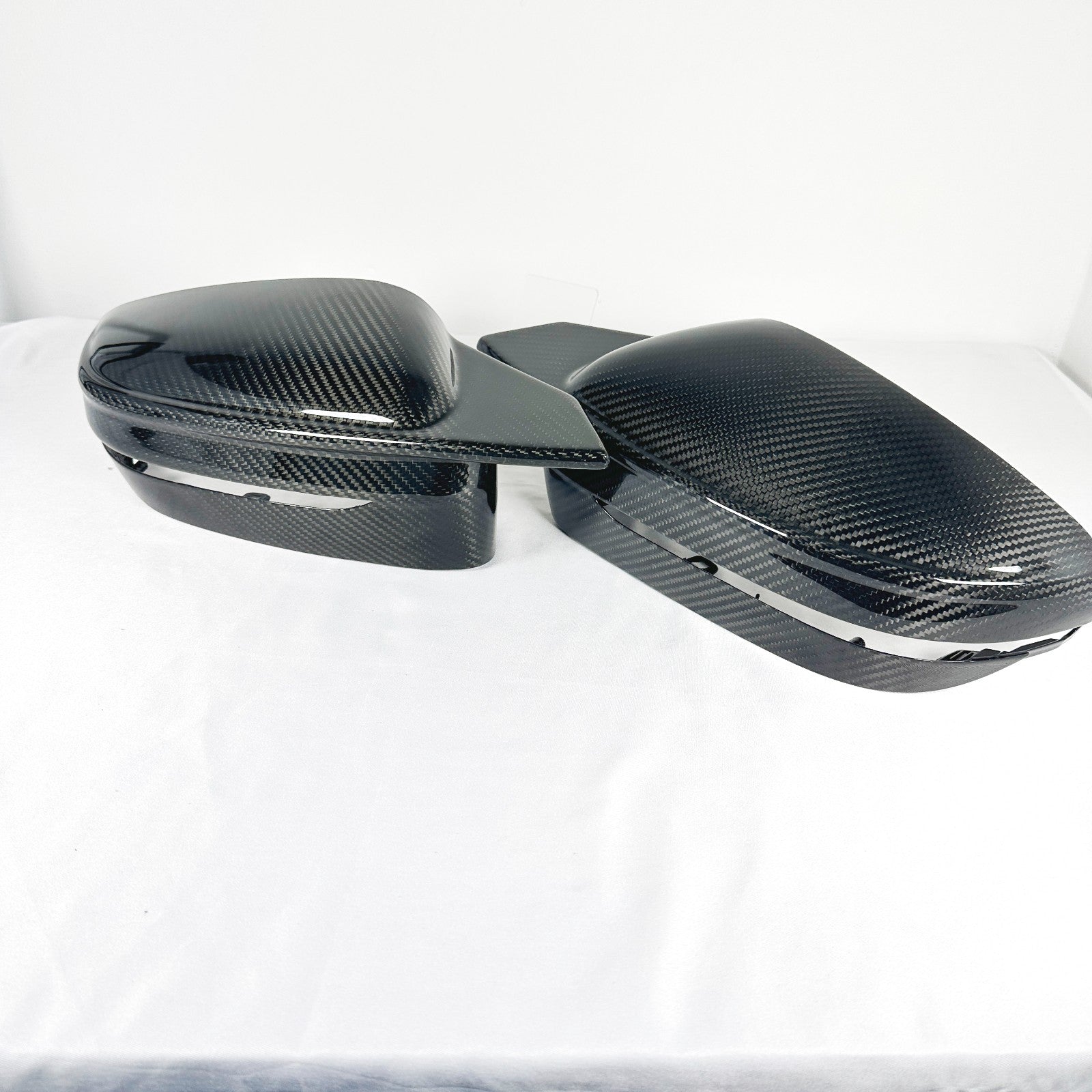 MAX CARBON Performance Spiegelkappen Ersatz Mirror Caps für BMW G20 G21 G22 G23 G26 G30 G31 G14 G15 G16