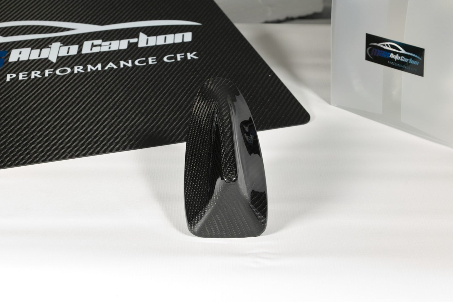 MAX CARBON Performance Shark Fin Antenne Hülle Blenden für BMW 5er F10 F11 6er F12 7er F10 F11 F18 M5 F01 F02 nur für vor LCI