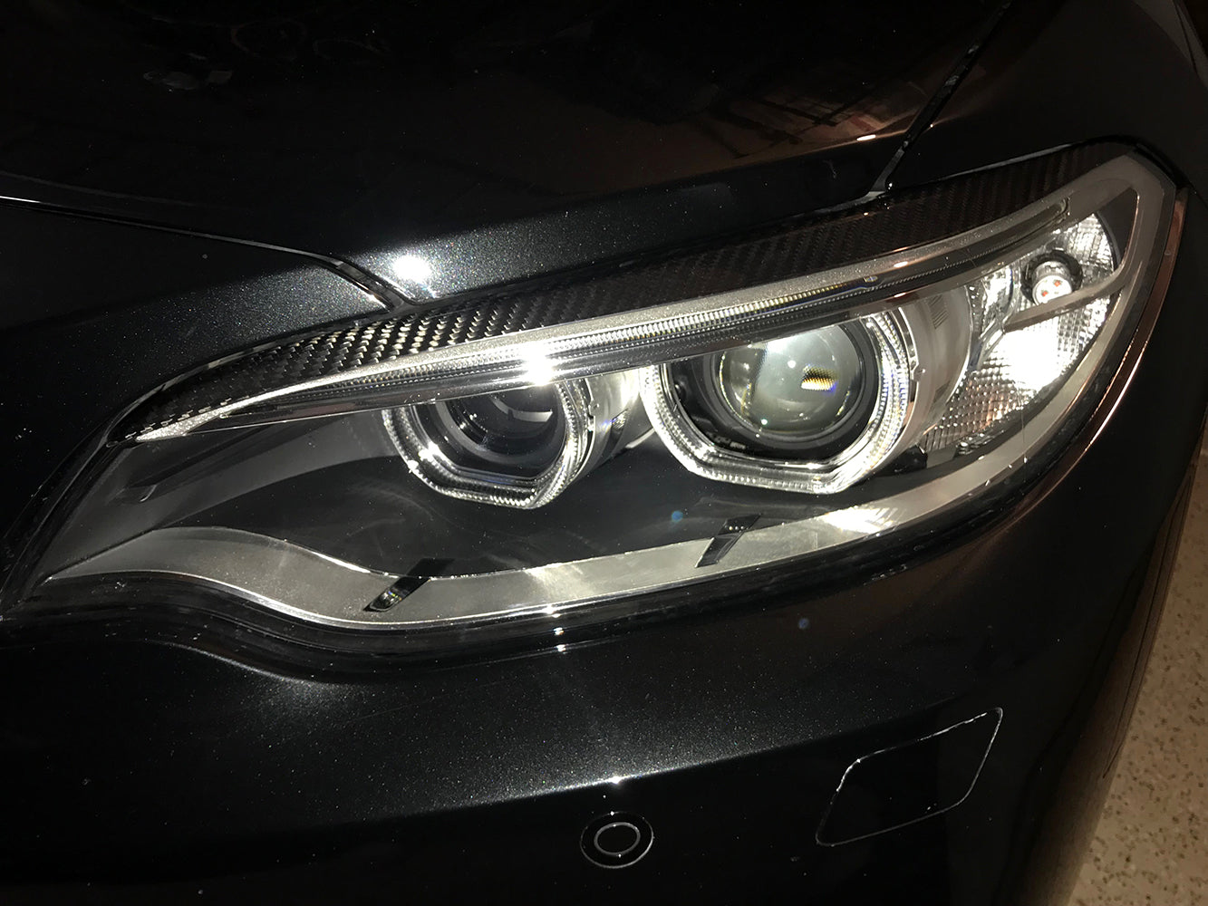 MAX CARBON DRY CARBON Prepreg Scheinwerfer-Augenlider passt für BMW M3 F80 M4 F82 F83 4er F32 F33 F36