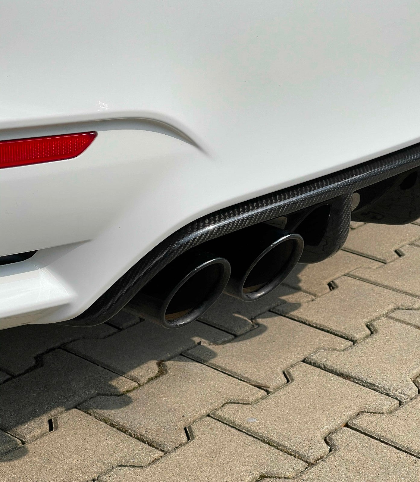 MC MAX CARBON Diffuseur préimprégné de carbone sec de remplacement pour BMW M3 F80 M4 F82 F83 