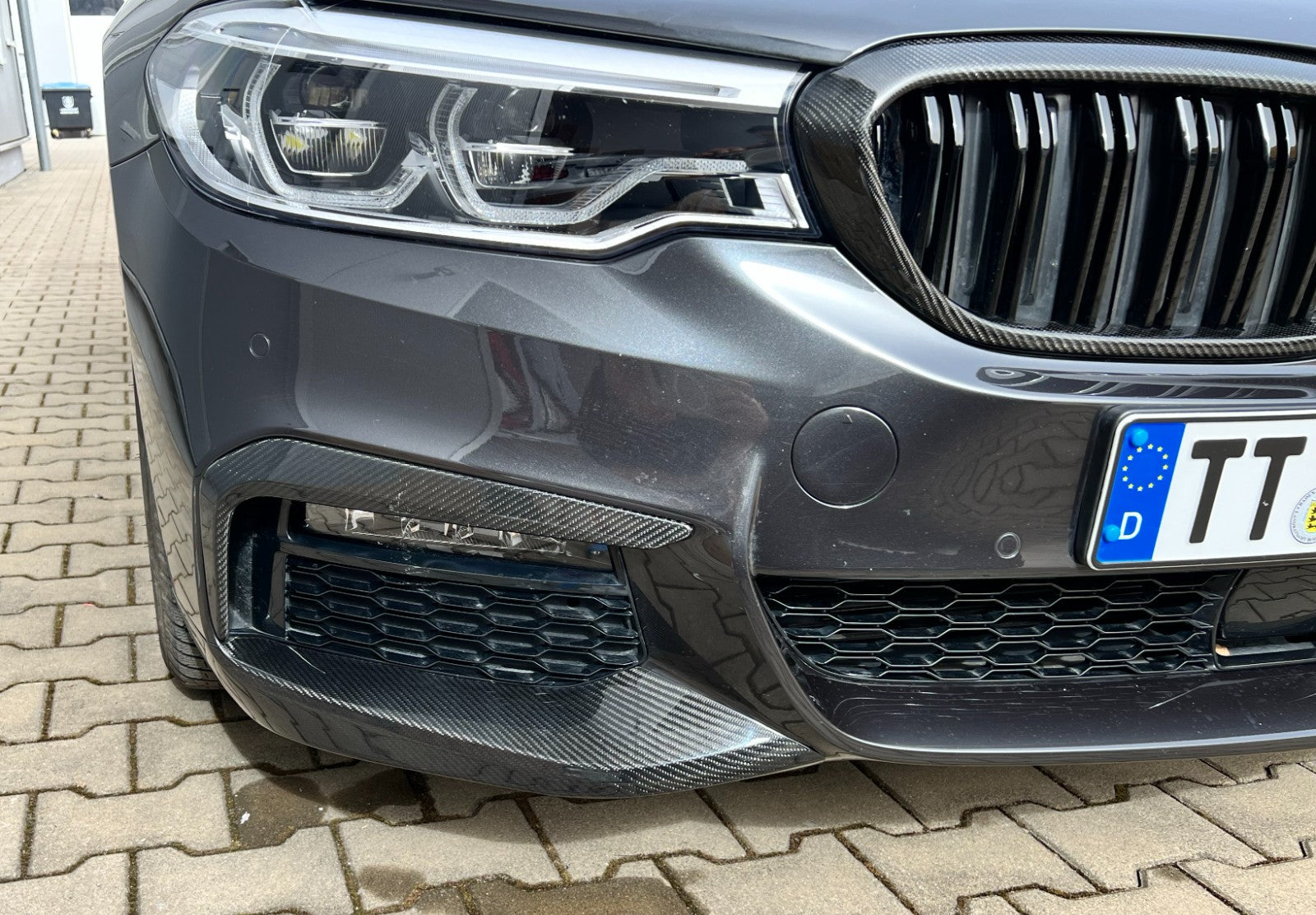 MAX CARBON Performance Front Flaps Blende Luftführung Frontlippe für BMW G30 G31 mit M Paket vor LCI