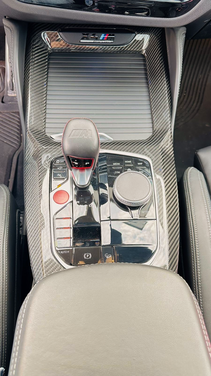 MAX CARBON Performance Mittelkonsole Blenden für BMW G01 G02 X3 X4 F97 F98 X3M X4M