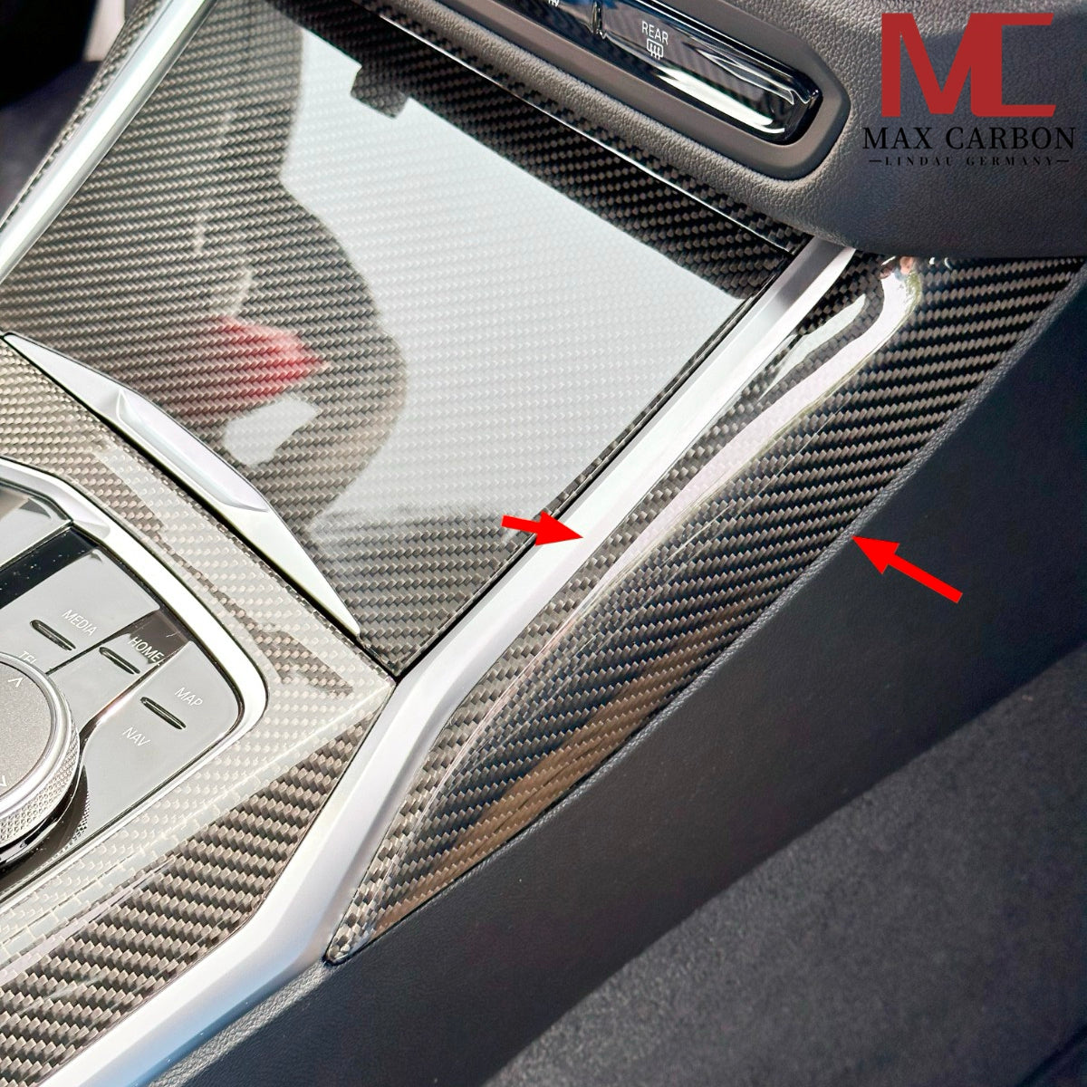 MAX CARBON Dry CARBON Seiten Mittelkonsole Blenden für BMW G20 G21 G22 G23 G26 G42 G80 G81 G82 G83 G87