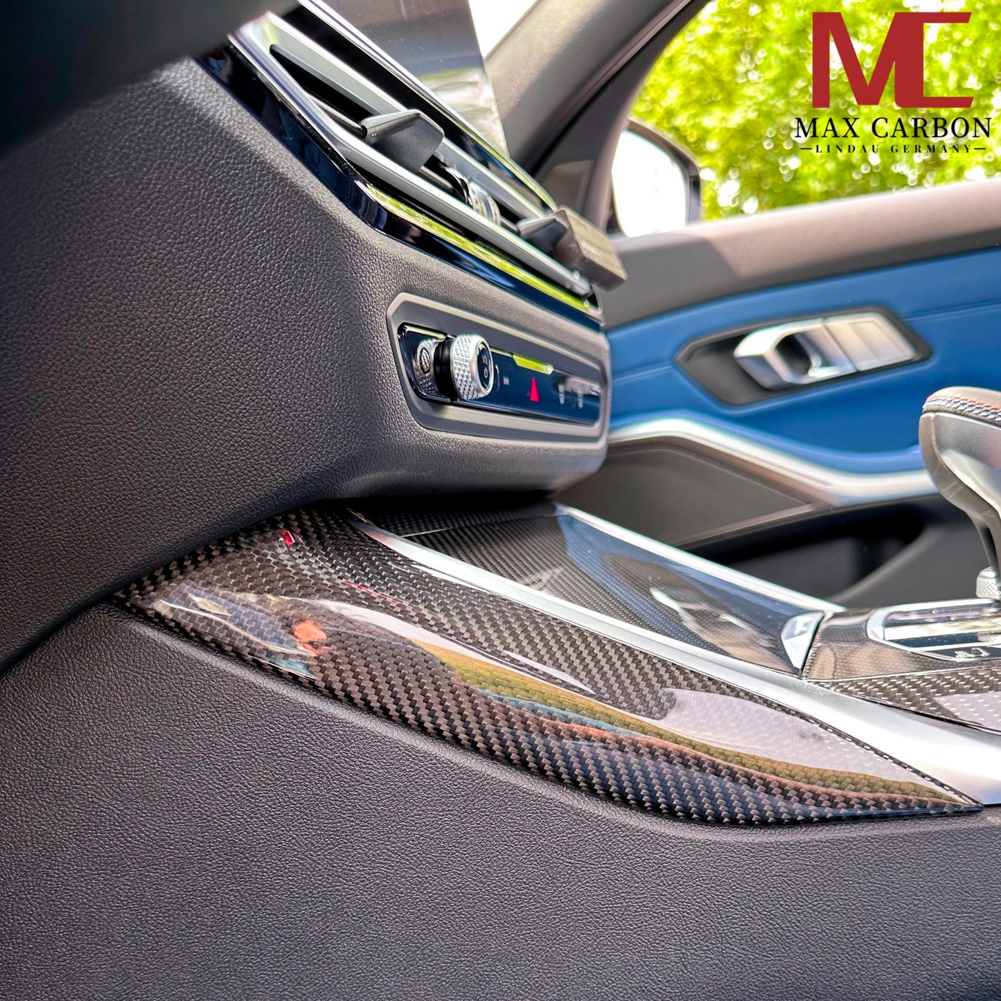MAX CARBON Dry CARBON Seiten Mittelkonsole Blenden für BMW G20 G21 G22 G23 G26 G42 G80 G81 G82 G83 G87