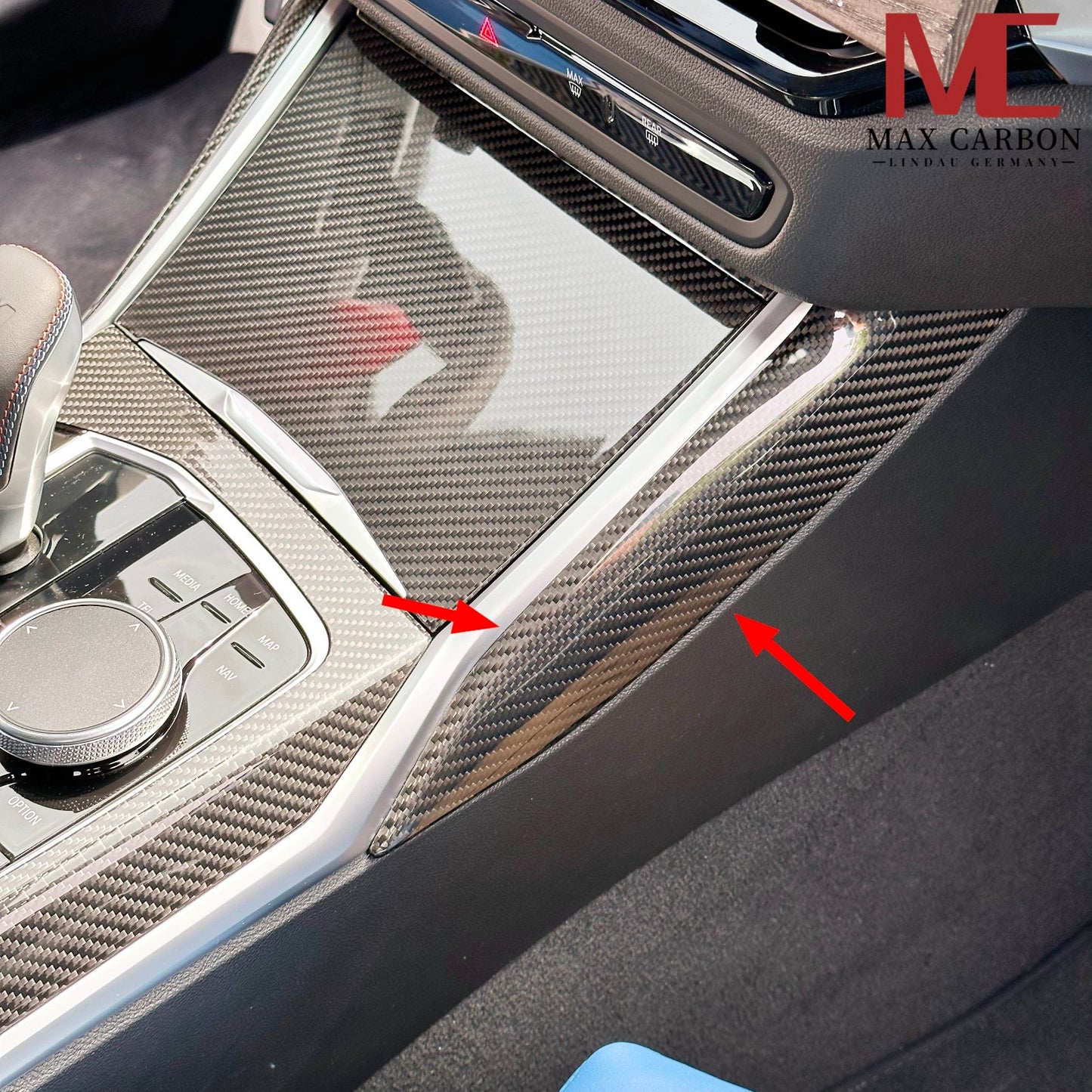 MAX CARBON Dry CARBON Seiten Mittelkonsole Blenden für BMW G20 G21 G22 G23 G26 G42 G80 G81 G82 G83 G87
