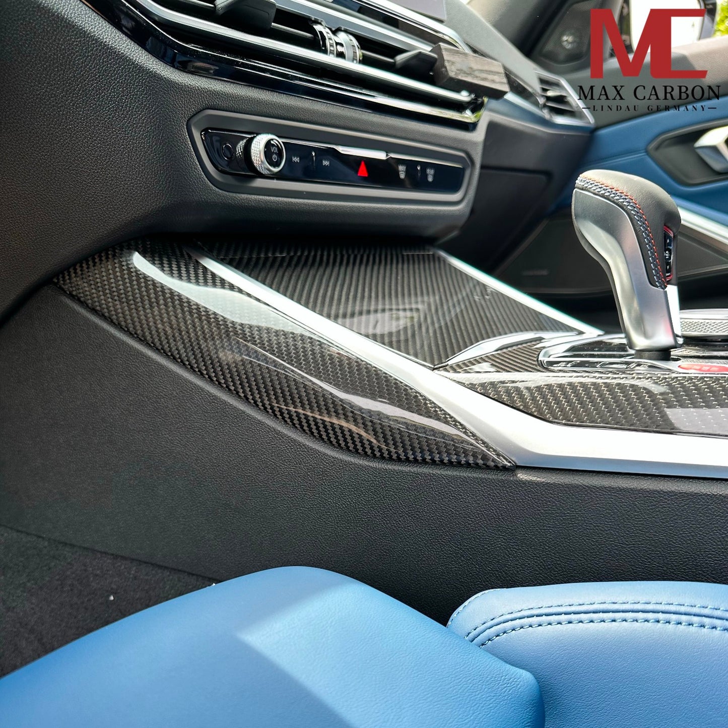 MAX CARBON Dry CARBON Seiten Mittelkonsole Blenden für BMW G20 G21 G22 G23 G26 G42 G80 G81 G82 G83 G87