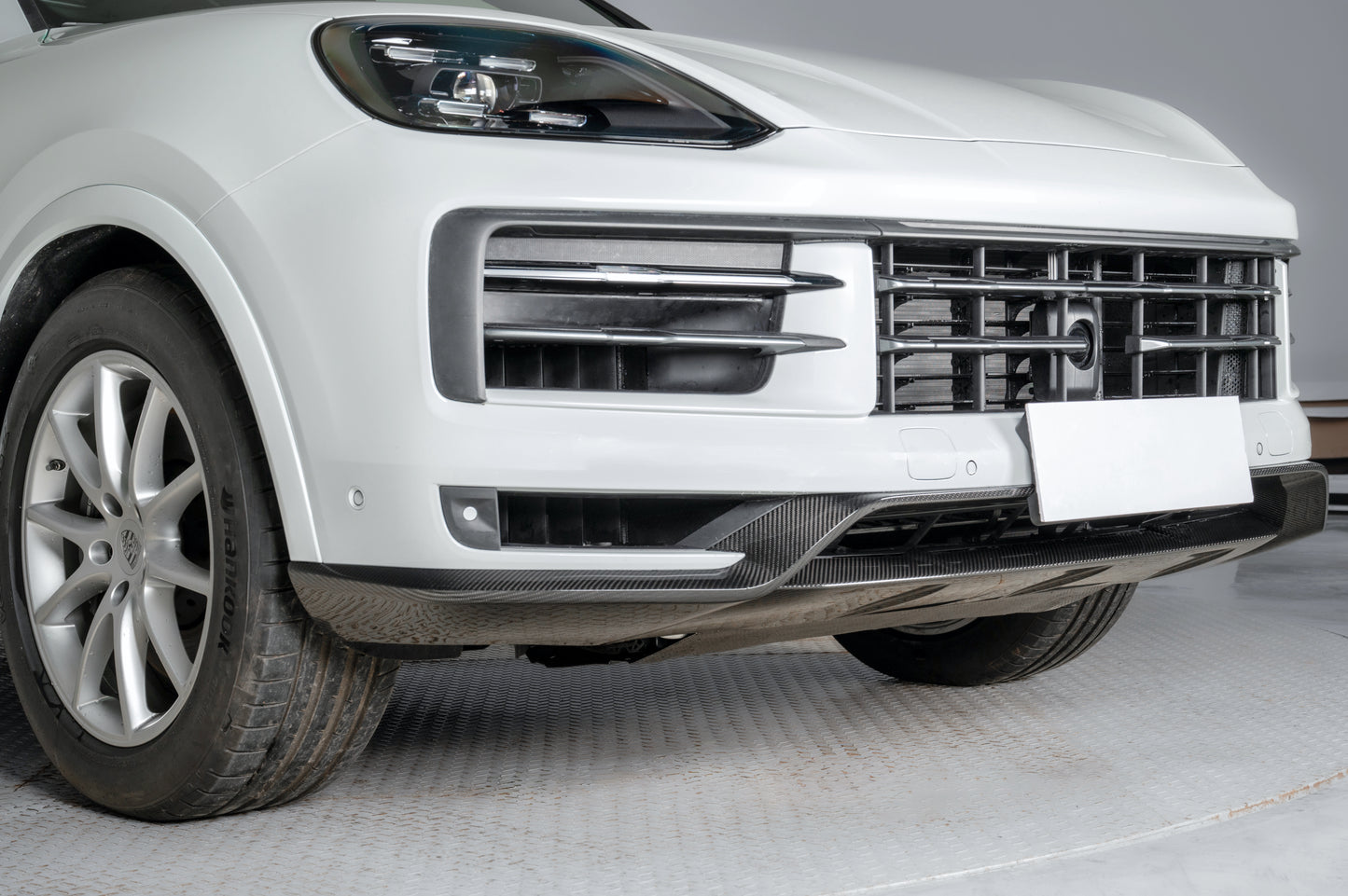 Lèvre avant MAX CARBON DRY Carbone pour Porsche Cayenne S GTS 9YA 9Y0 Facelift GT Sport Style