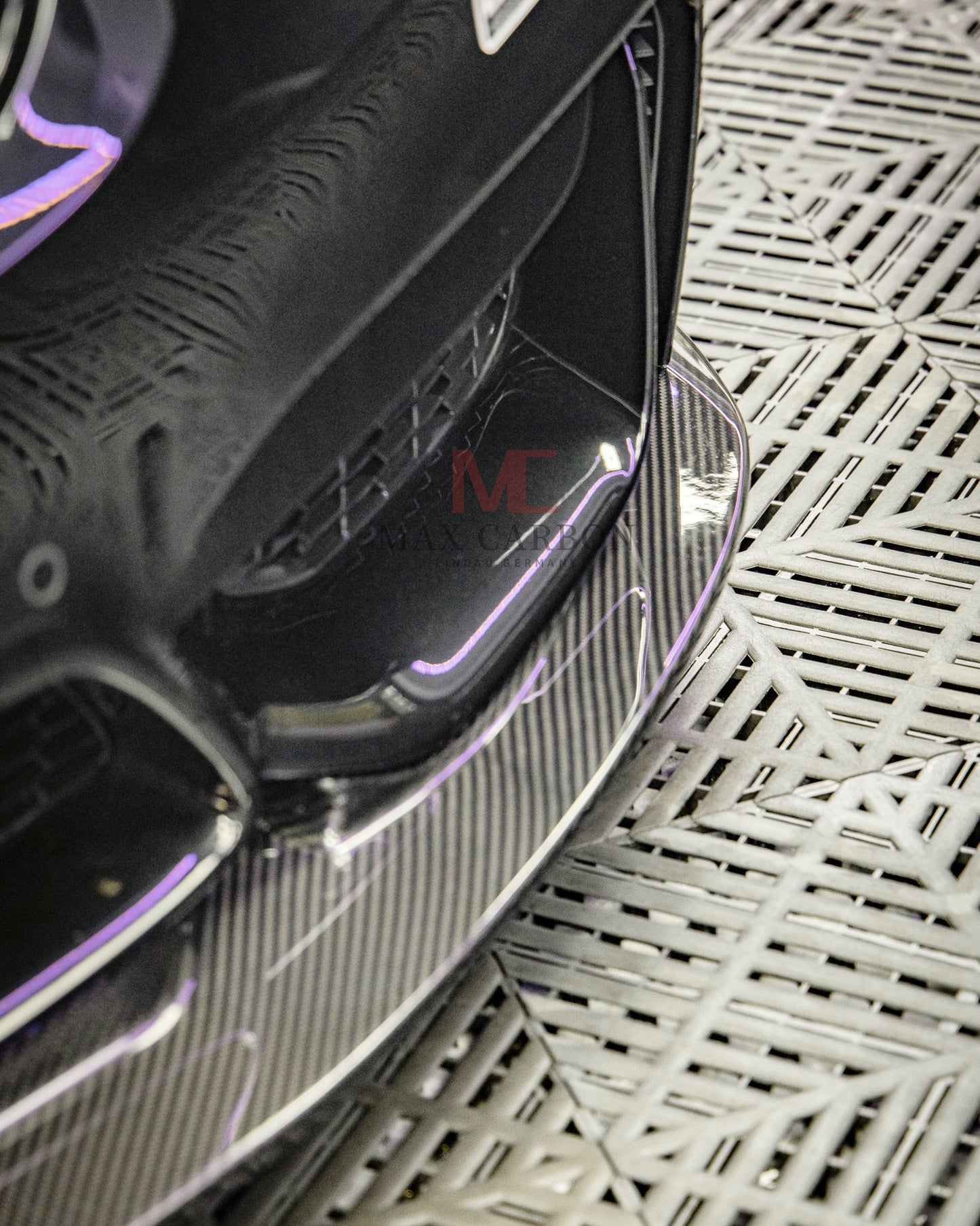 MAX CARBON Dry Carbon Prepreg Performance Frontlippe Ersatz passend für BMW M3 F80 M4 F82 F83 GT4