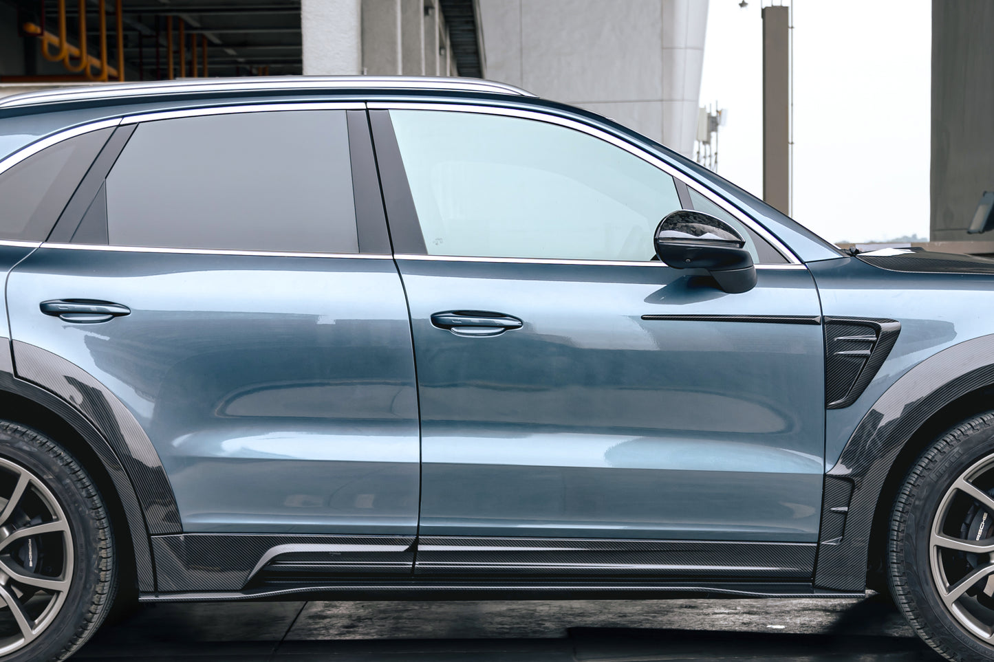 MAX CARBON DRY Carbon Door Insert Sill for Porsche Cayenne 9YA