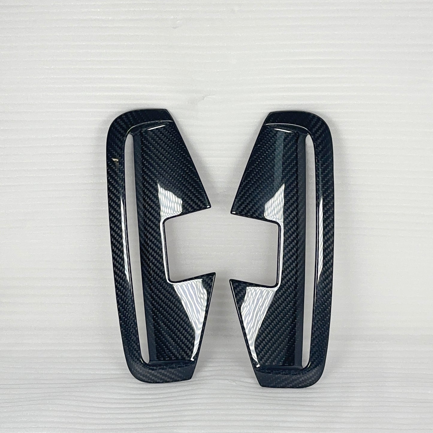 MAX CARBON Performance Flaps Avant Lèvre avant d'angle Performance pour BMW G22 G23 G26