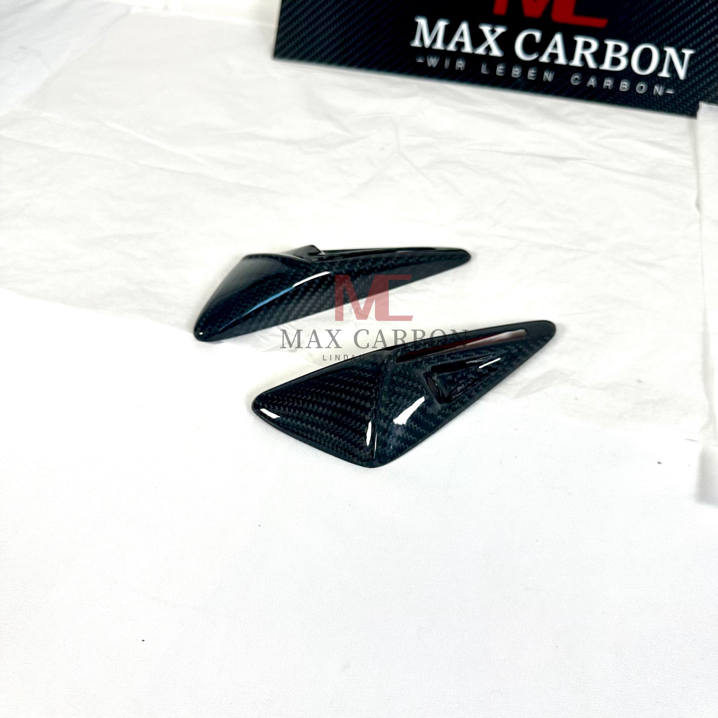 Cadres latéraux de caméra MC MAX CARBON Performance dans un ensemble pour TESLA MODEL 3 MODEL Y 