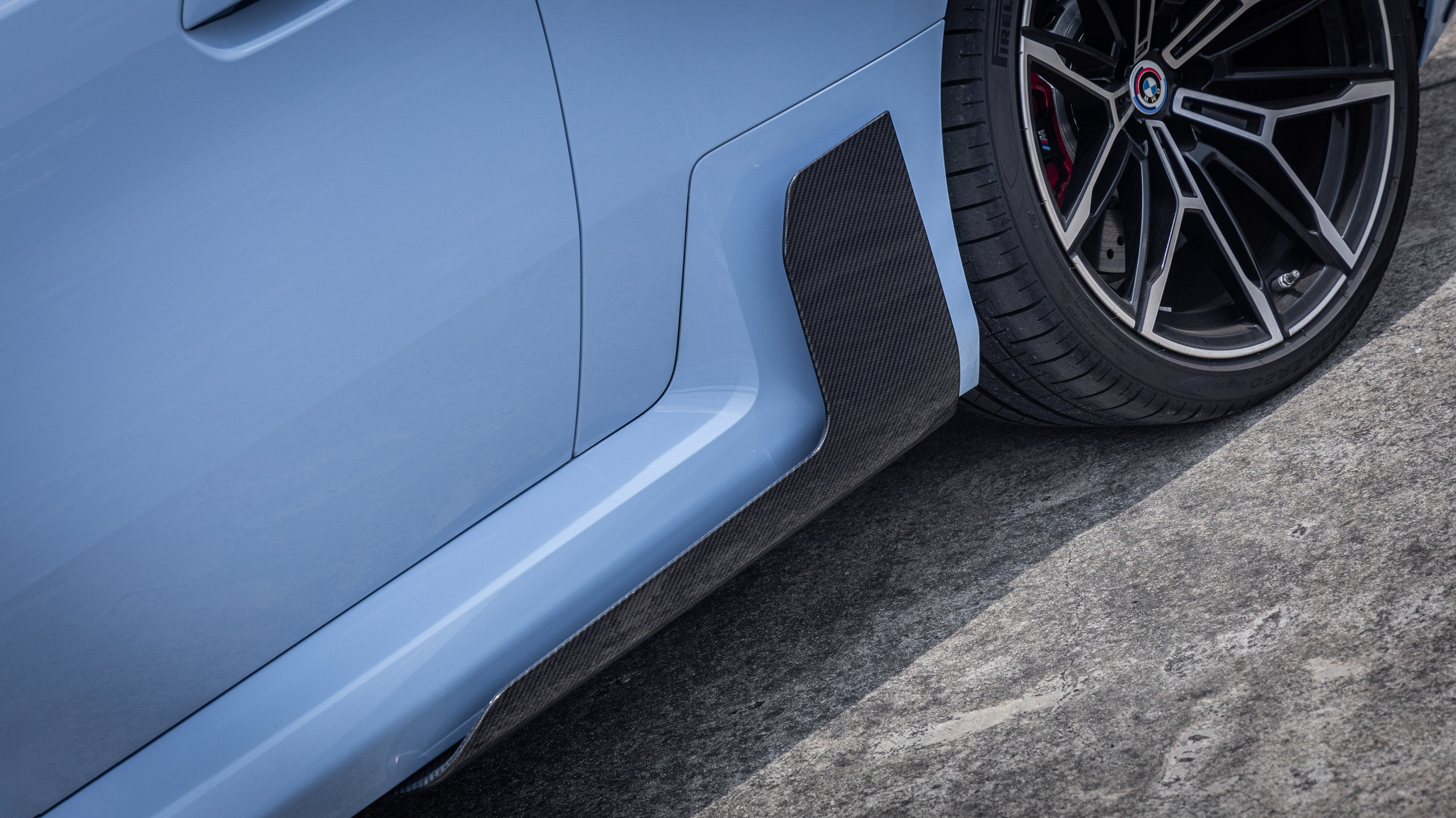 MAX CARBON Performance Echt Dry Carbon Voll Karbon Seiten Schweller side skirt passend für BMW M2 G87
