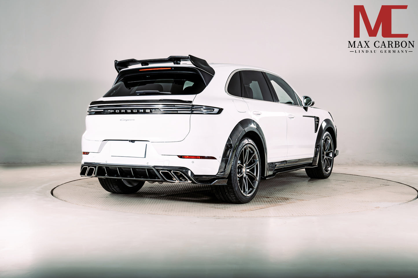 Diffuseur arrière MAX CARBON DRY carbone pour Porsche Cayenne 9YA 9Y0 SUV Coupé