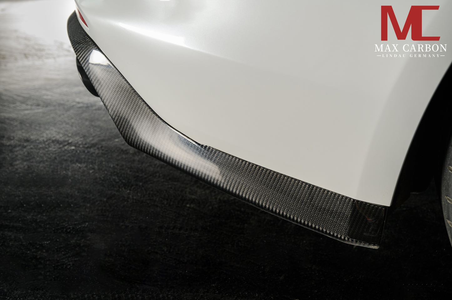 Diffuseur arrière MAX CARBON DRY CARBON adapté pour Porsche Panamera 971 971.1 971.2
